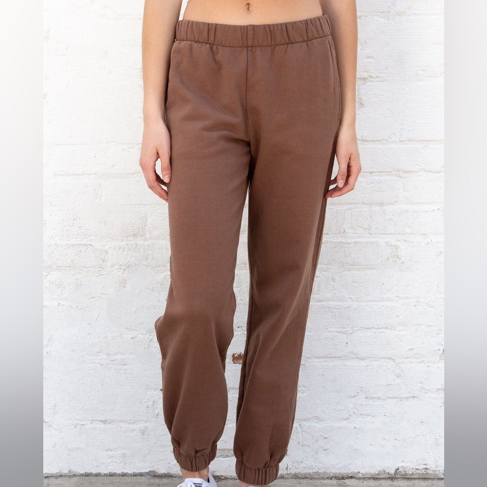 Brandy Melville John Galt Brown Rosa Sweatpants